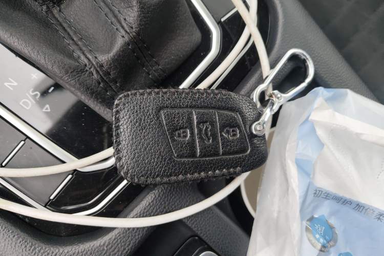 Used Volkswagen Magotan 2018 330TSI DSG Luxury Model Vehicle Key