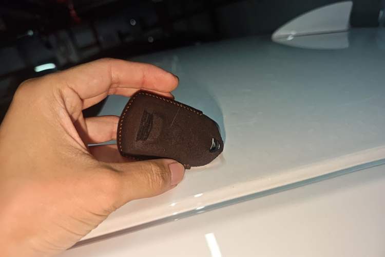 Used Cadillac XTS 2017 28T Tech Edition Vehicle Key