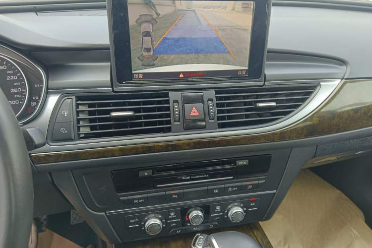 Used Audi A6L 2014 TFSI Standard Model Audio And AC Panel