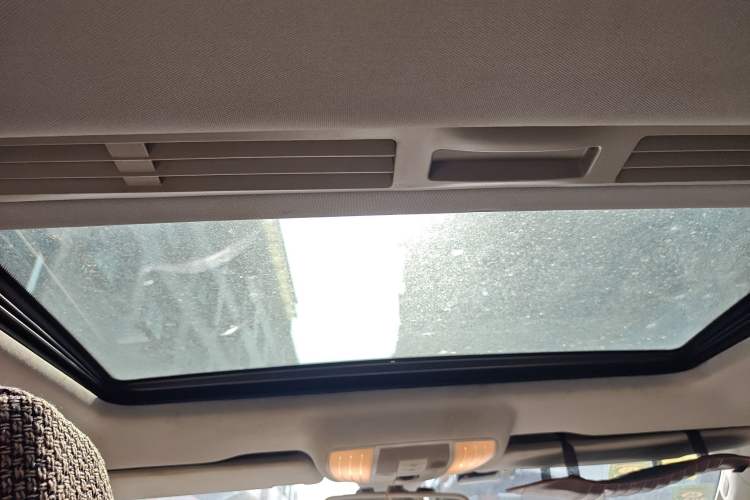 Used Mercedes-Benz E-Class 2013 E 260 L CGI Elegant Model
