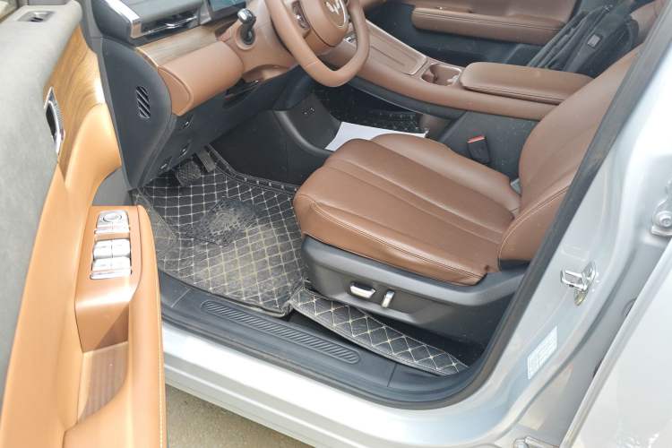 Used Wuling Xingguang S 2024 130 km Flagship Version