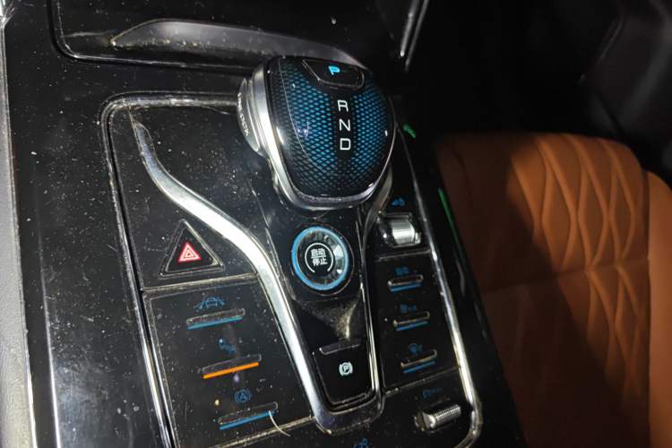 Used BYD Tang New Energy 2023 DM-i Champion Edition 112KM Prestige Model