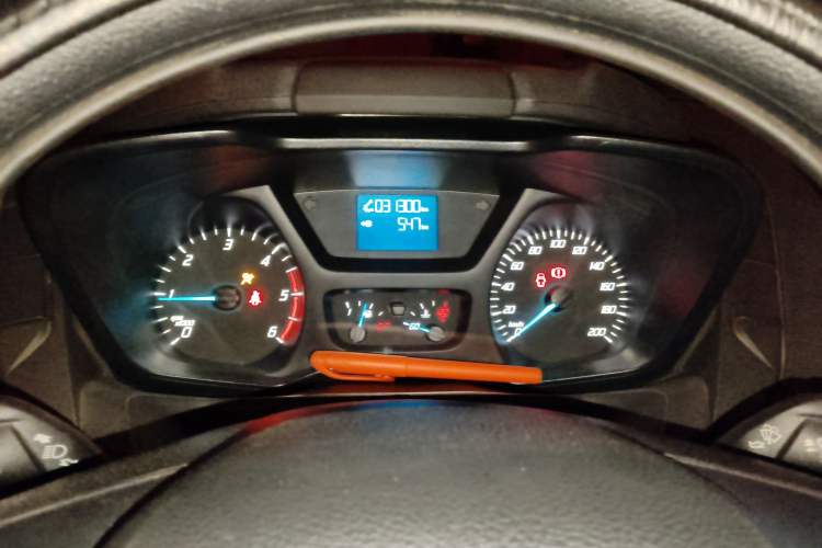 Used Ford Transit 2020 2.0T Diesel Multi-Function Commercial Vehicle Mid-Chassis Low-Roof Design with Dual Rear Doors Emission Standard China V
