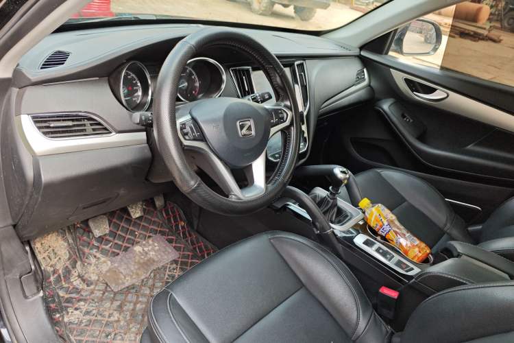 Used Zotye SR7 2016 1.5T Manual Cube Heart Edition China IV Standard