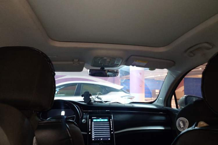 Used Roewe RX5 eMAX 2020 500 PHEV 4G-Connected Luxury Edition
