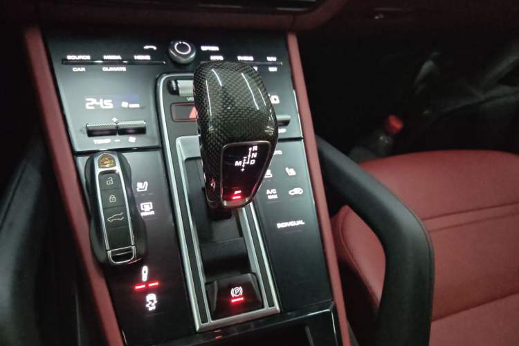 Used Porsche Cayenne E-Hybrid 2021 Cayenne E-Hybrid 2.0T