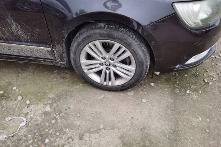 Used Skoda Superb 2013 1.8TSI Automatic Yashi Edition
