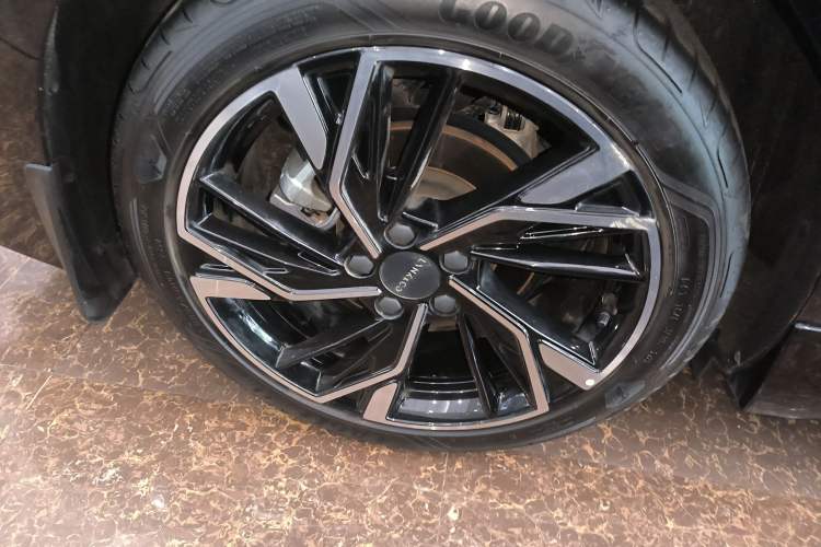 Used Lynk & Co 03 2023 1.5TD DCT JingPro
