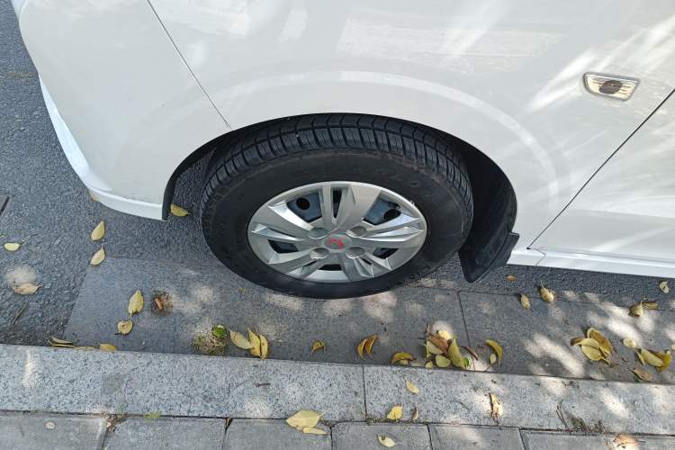 Used Wuling Hongguang 2021 1.5L Revised S Base Version with Electric Power Steering LAR
