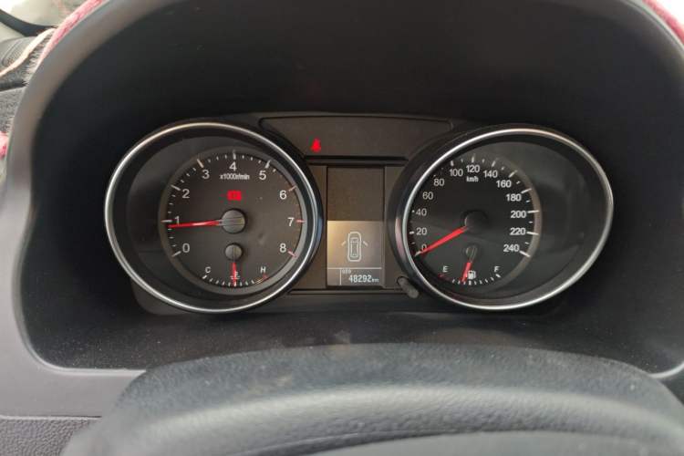 Used Haval H6 2017 Classic Edition 1.5T Manual Two-Wheel Drive Urban Model
