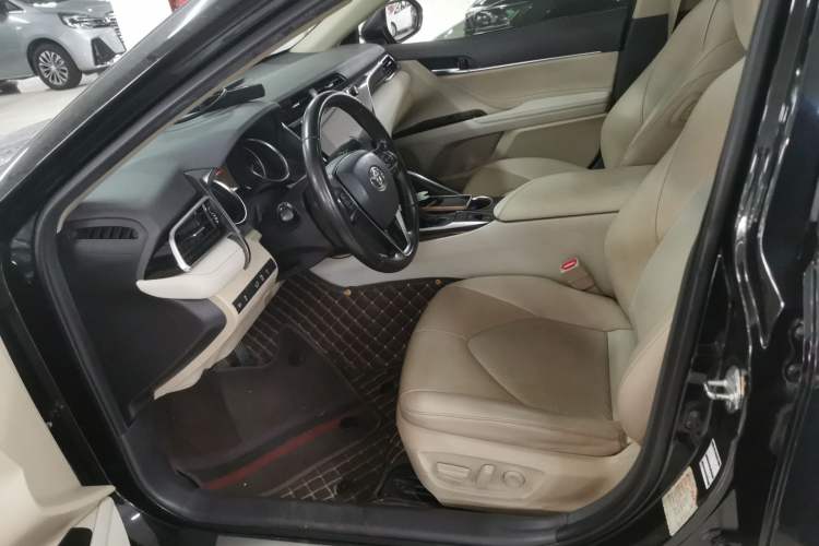 Used Toyota Camry 2019 2.0G Luxury Edition China VI Standard