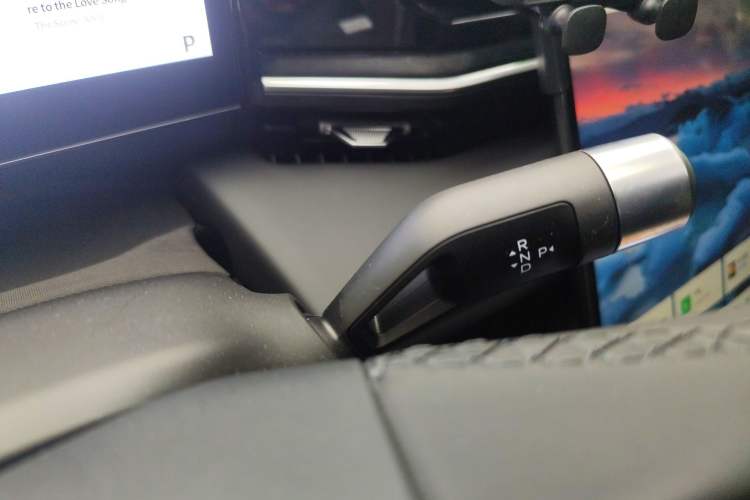 Used Geely Galaxy L6 2024 125km PLUS Dragon Edition