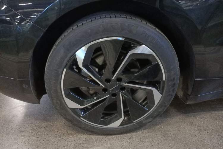 Used Zeekr 001 2021 Long-Range Dual-Motor WE Edition
