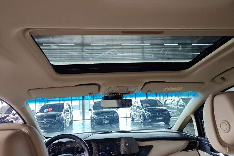 Used Buick GL8 2022 ES Landtrek 653T Luxury Edition
