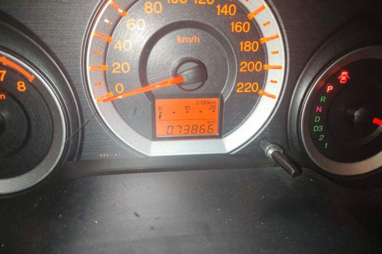 Used Honda City Classic 2011 1.5L Automatic Elite Edition Odometer Close Up