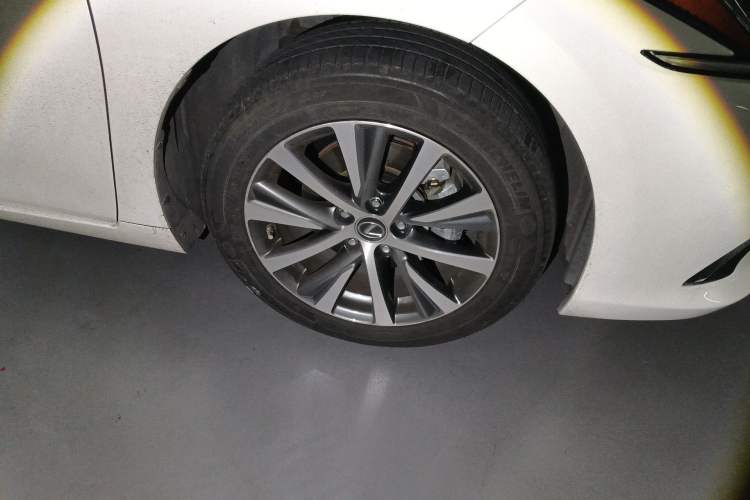 Used Lexus ES 2021 200 Excellence Edition