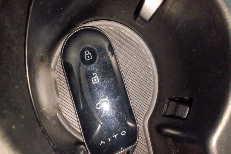 Used Hima AITO M7 2024 1.5T Intelligent Driving Rear-Drive Max Edition 5 Seats