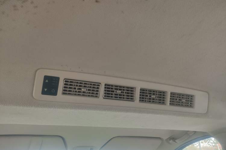 Used Wuling Hongguang 2014 1.5L S Standard Version
