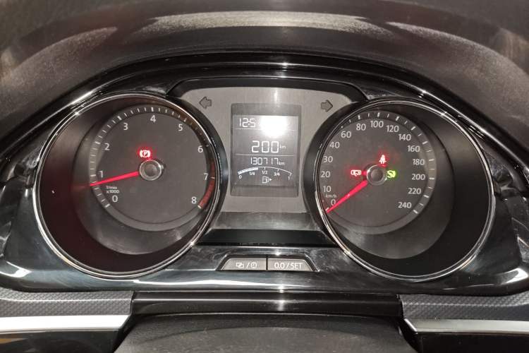 Used Volkswagen C-TREK 2017 1.6L Automatic Comfort Model Instrument Cluster