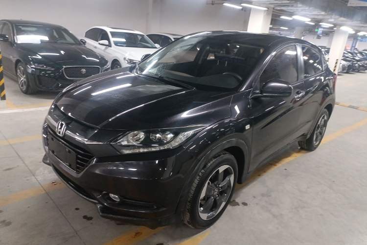 Used Honda Vezel 2017 1.8L CVT Front-Wheel Drive Pioneer Edition