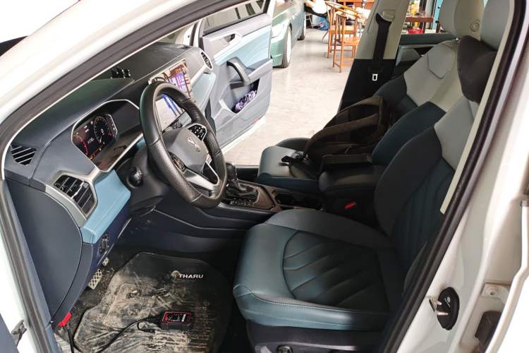 Used Volkswagen Tharu 2023 300TSI Two-Wheel-Drive Full Moon Edition