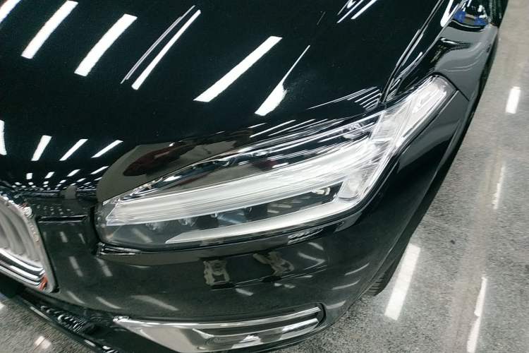 Used Volvo XC90 2023 B5 SmartDrive Luxury Edition 5 Seats Left Front Headlight