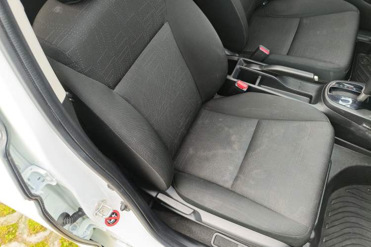 Used Honda Fit 2018 1.5L CVT Comfort Sunroof Version Right Front Seat