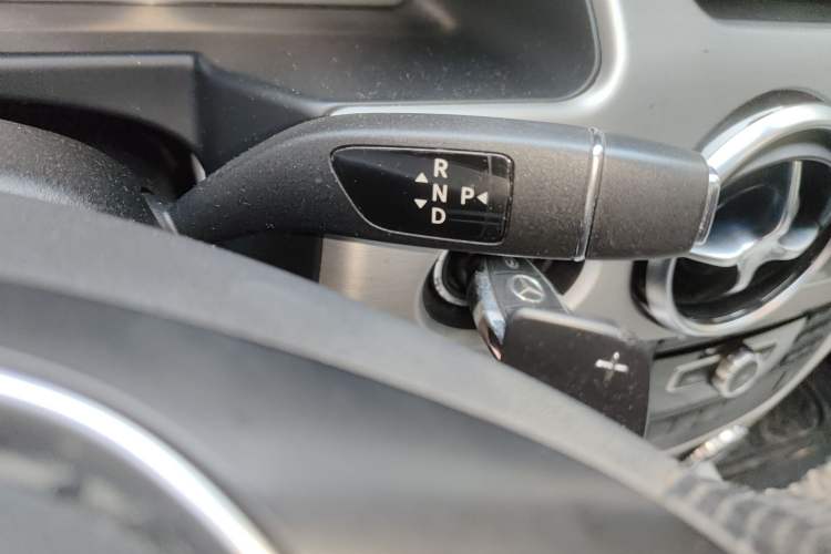 Used Mercedes-Benz GLK-Class 2013 GLK 300 4MATIC Fashion Model