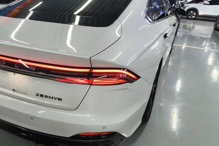 Used Lincoln Z 2022 Facelift iCool Deluxe Edition
