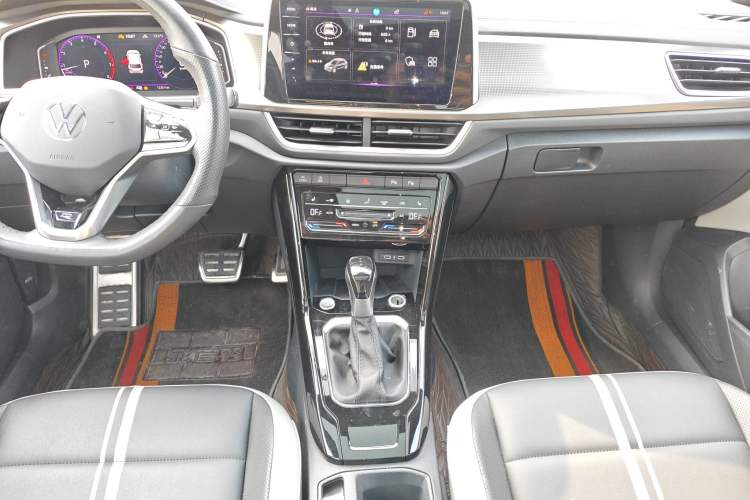 Used Volkswagen T-ROC 2023 300TSI DSG Two-Wheel Drive Starlight Edition
