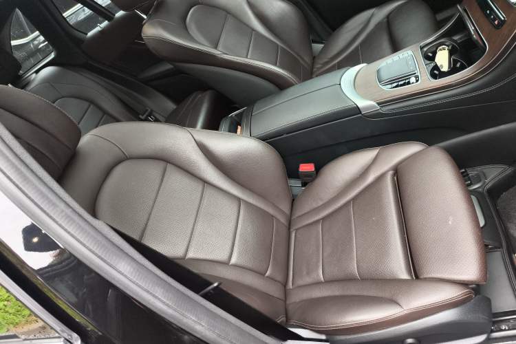 Used Mercedes-Benz GLC 2020 Facelifted GLC 300 L 4MATIC Luxury Edition