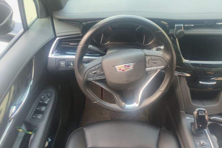 Used Cadillac XT6 2021 2.0T 6-Seater Two-Wheel Drive Luxury Version