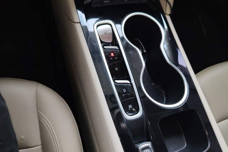 Used Buick Regal 2020 552T Elite Edition Gear Lever