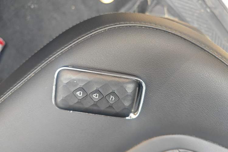 Used Wuling Xingguang 2024 Co-Creation Edition 510 Advanced Model