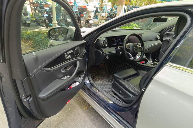 Used Mercedes-Benz E-Class 2018 E 200 L Sport Edition
