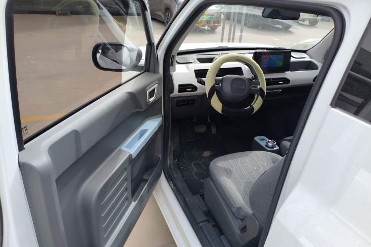 Used Geely Galaxy Panda 2023 Panda Mini 200km Dynamic Bear
