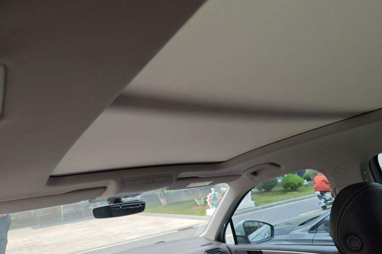 Used Volkswagen Tiguan L 2018 330TSI Automatic Two-Wheel Drive Flagship Edition