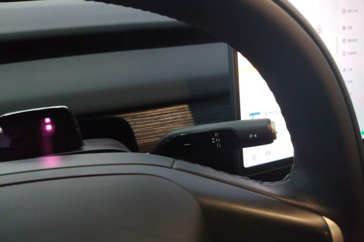 Used ONVO L60 2024 60 kWh Rear-Drive Version
