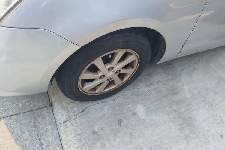 Used FAW Xiali N5 2014 1.3L Manual Comfort Version
