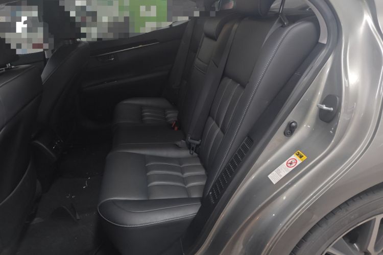 Used Lexus ES 2015 300h Comfort Edition Left Rear Seat