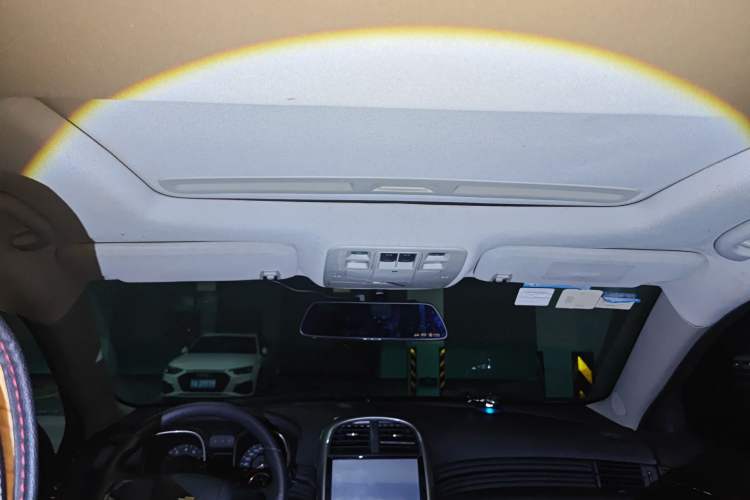 Used Chevrolet Malibu 2013 1.6T Automatic Comfort Edition Headliner