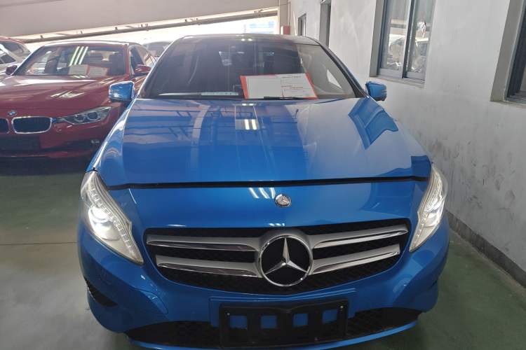 Used Mercedes-Benz A-Class 2015 A 200 Fashion Model
