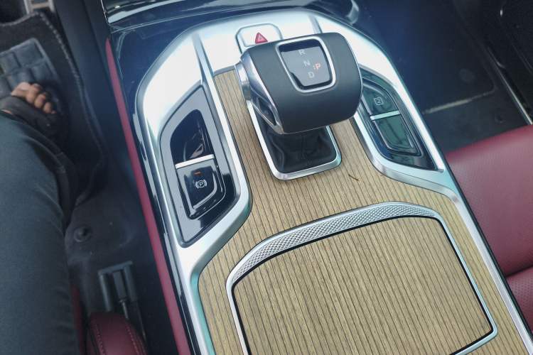 Used Hongqi E-HS9 2022 690 km Range Flagship Edition Six Seats
