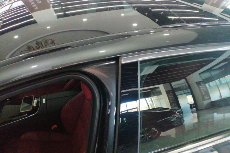 Used Mercedes-Benz E-Class New Energy 2024 E 350 e L Plug-in Hybrid Sports Sedan
