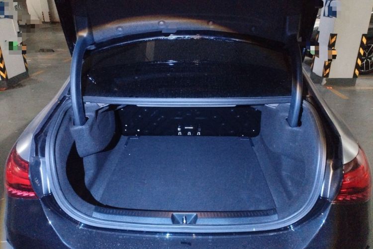 Used Mercedes-Benz A AMG 2025-Year Restyled AMG A 35 L 4MATIC
