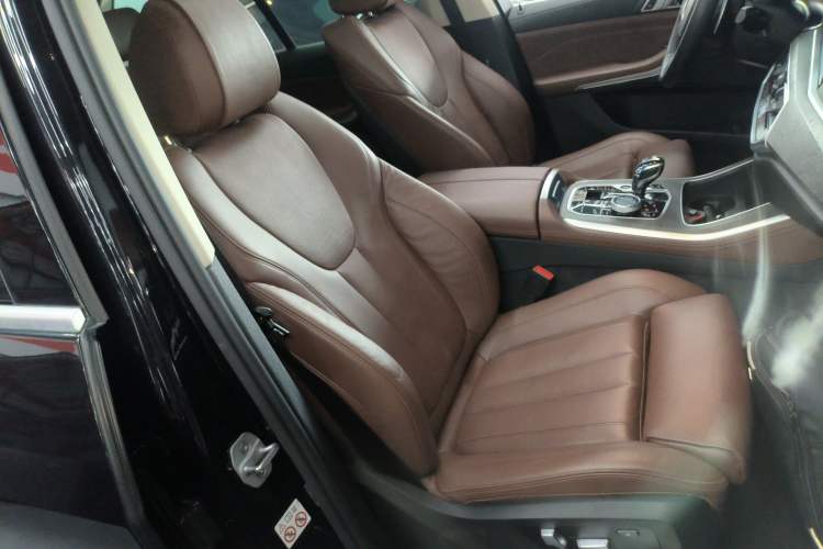 Used BMW X5 2019 xDrive40i M Sport Package