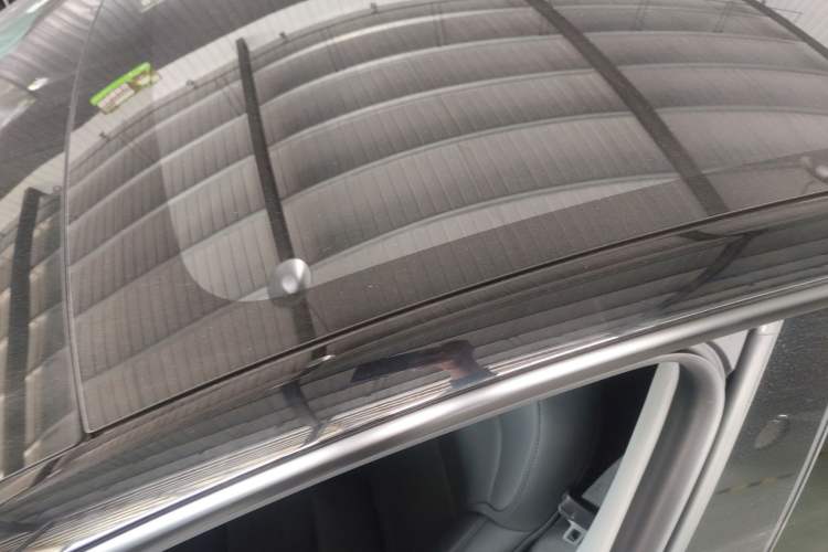 Used Tesla Model Y 2026 Model Long-Range Rear-Wheel-Drive Version
