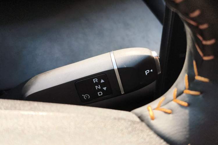 Used CHANGAN NEVO Q07 2025 215 Flagship PLUS
