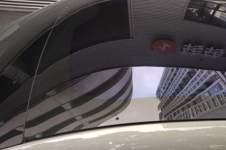 Used Xiaomi Auto SU7 2024 Rear-Drive Long-Range Intelligent Driving Version