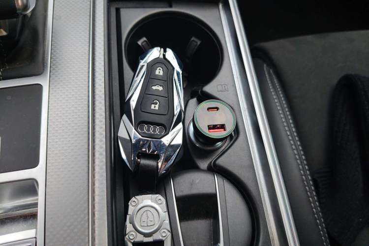 Used Audi A7L 2024 45 TFSI quattro Luxury Edition Vehicle Key